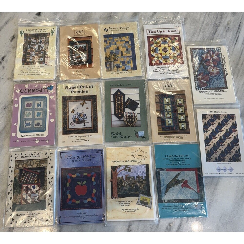 Lot Of 14 Vintage Quilt Patterns Blankets Pillows Table Runner Appliqué Cottage
